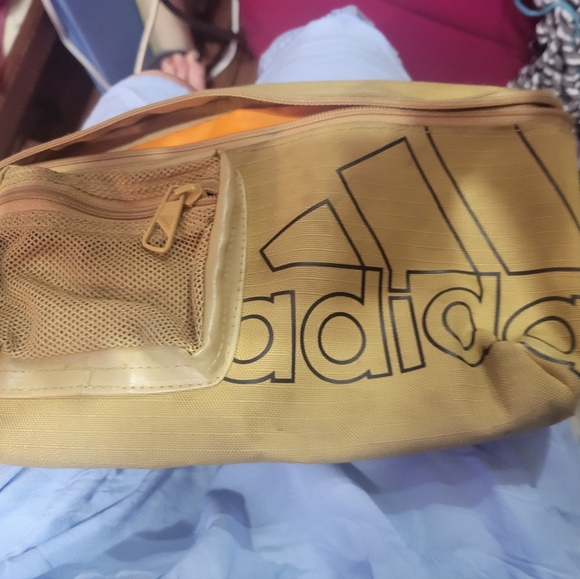 Adidas fanny pack/ side bag - Picture 1 of 5